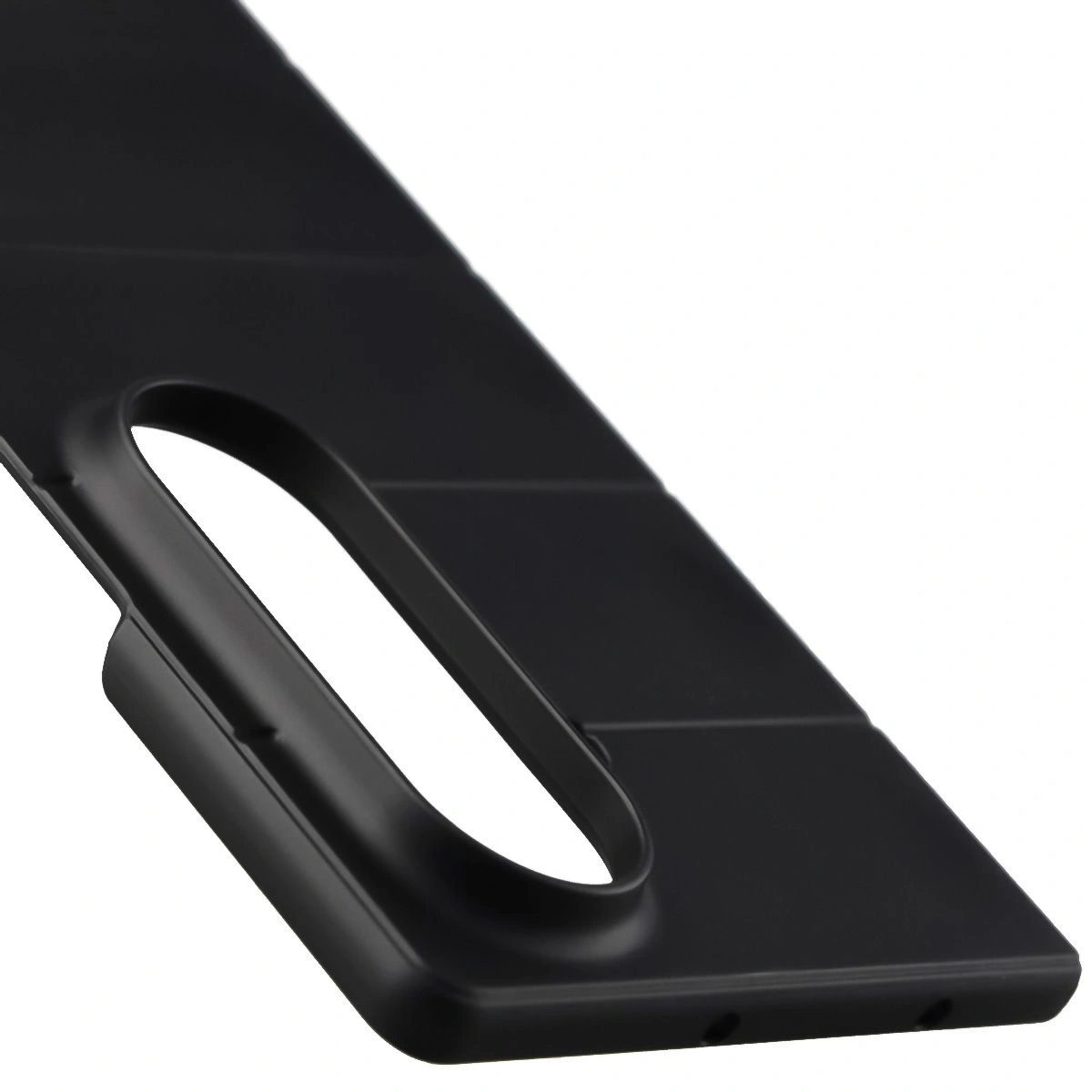 Teksturowane boki i podwyższone krawędzie ekranu i aparatu w etui Bizon Case Tur do Galaxy Z Fold7